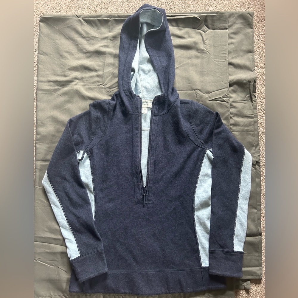 Tommy Bahama blue reversible half zip hoodie